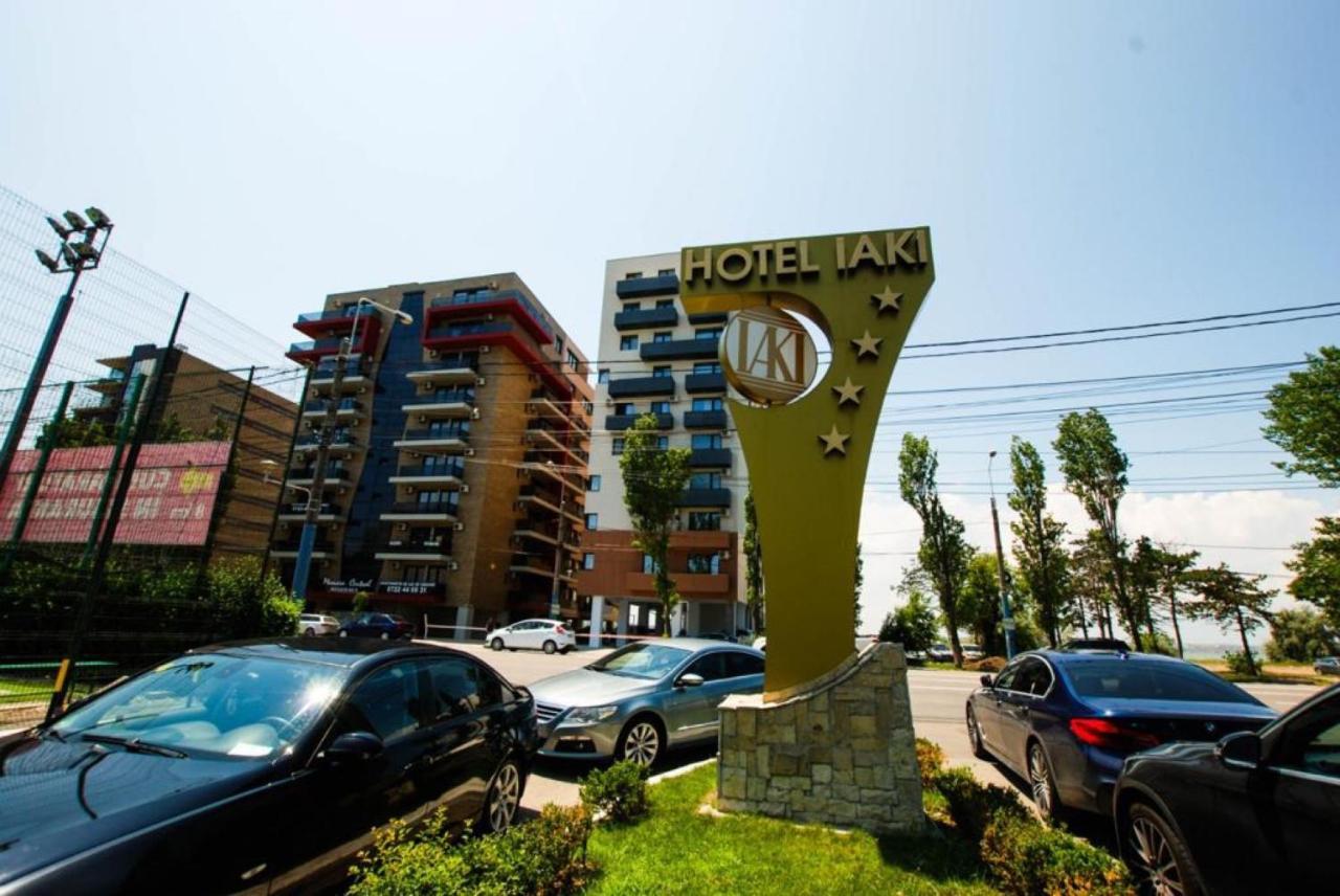 Mamaia Central Apartments ภายนอก รูปภาพ