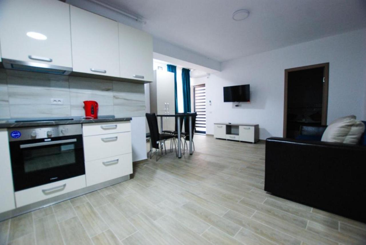 Mamaia Central Apartments ภายนอก รูปภาพ