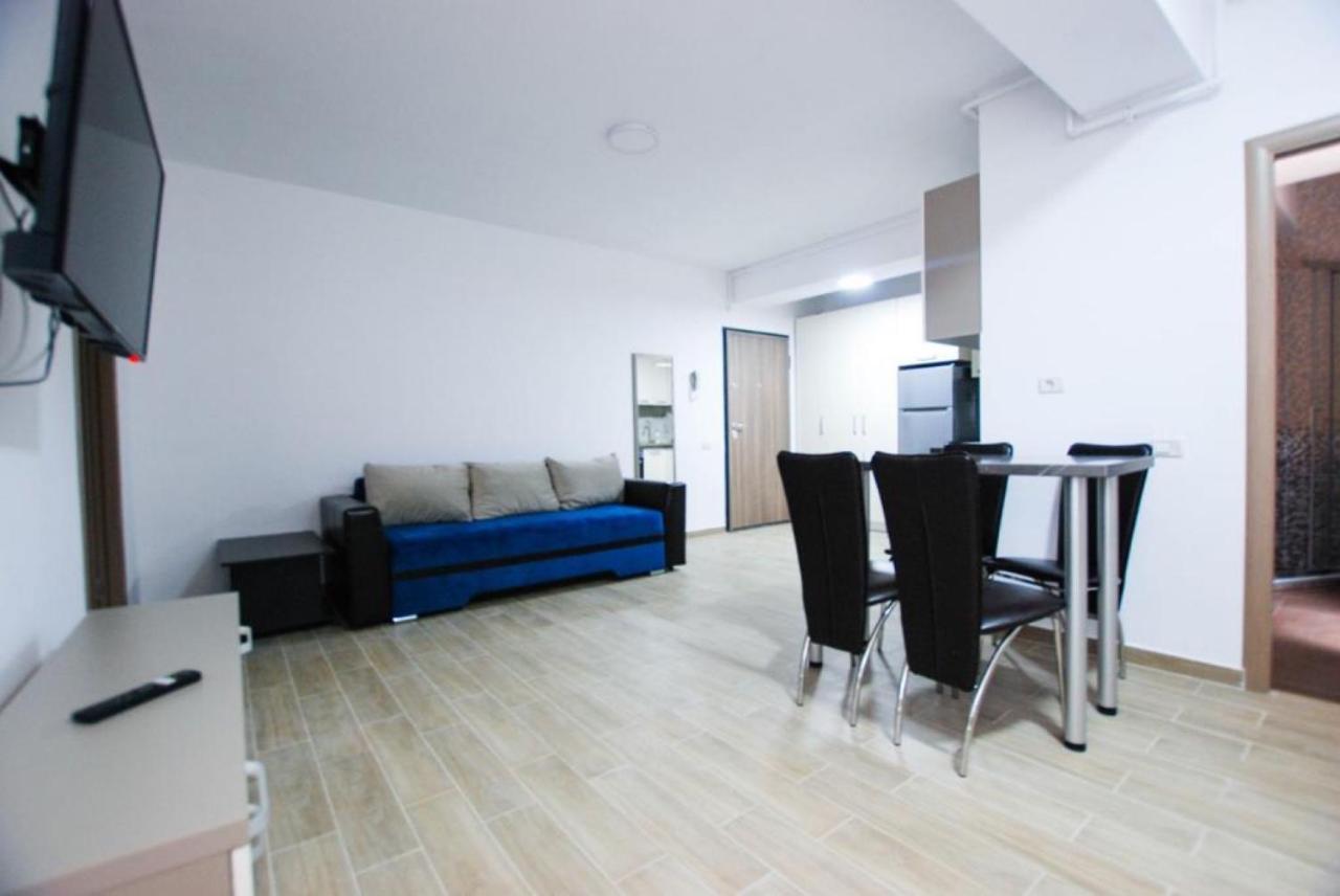 Mamaia Central Apartments ภายนอก รูปภาพ