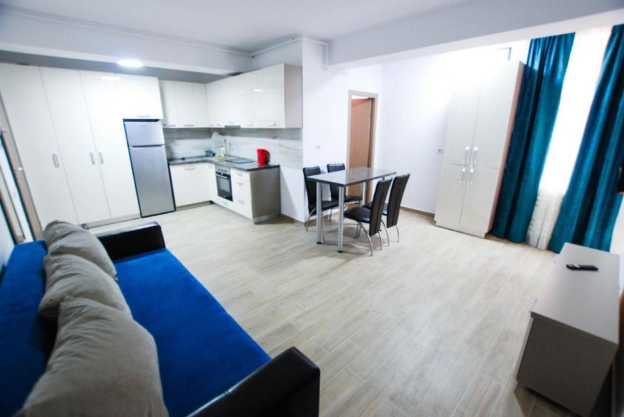 Mamaia Central Apartments ภายนอก รูปภาพ