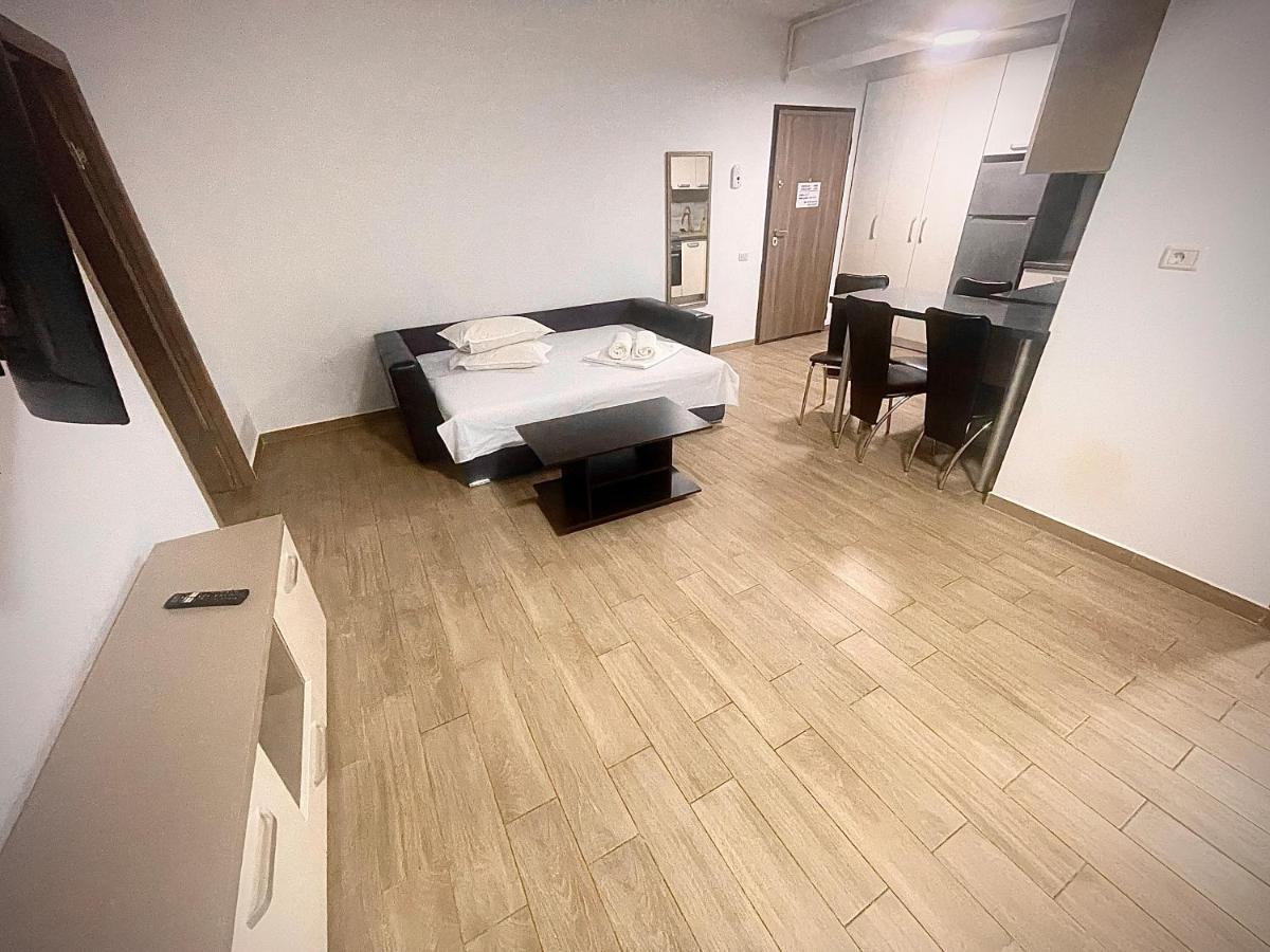 Mamaia Central Apartments ภายนอก รูปภาพ